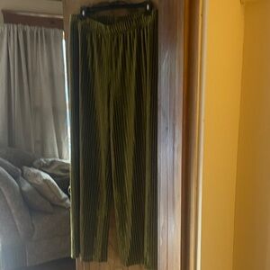 House of Harlow Olive Green Shimmer wide leg Velour Holiday  Pants
